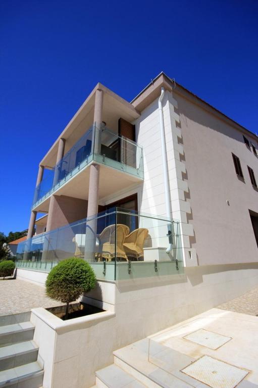 Vila Orada Molat Exterior photo